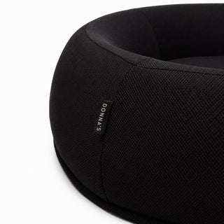 Cama Atelier negra, primer plano de la etiqueta Donna's